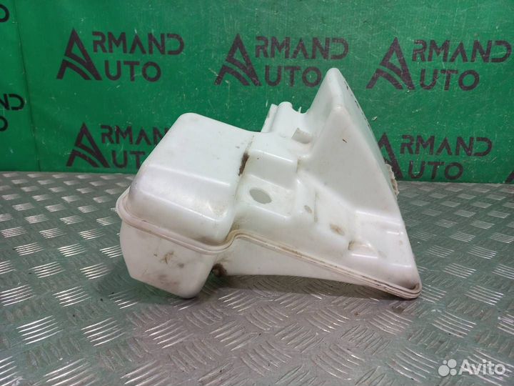 Бачок стеклоомывателя Volkswagen Tiguan 2 2016-Нв