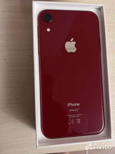 Телефон iPhone XR