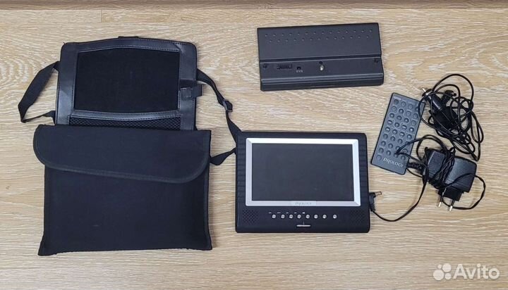 ЖК монитор со встроенным dvd prology