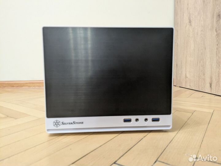 Mini-ITX Корпус SilverStone Sugo SG13