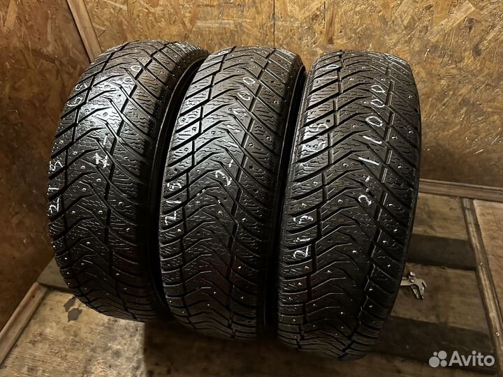 Yokohama Ice Guard IG65 215/65 R16 102T