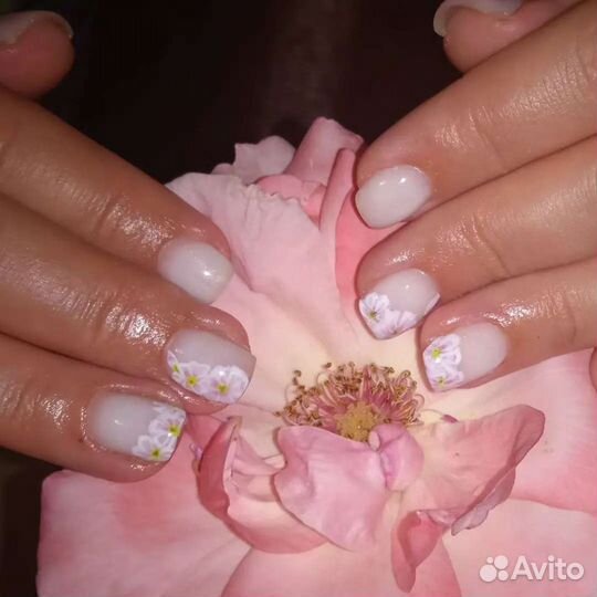 Наращивание ногтей