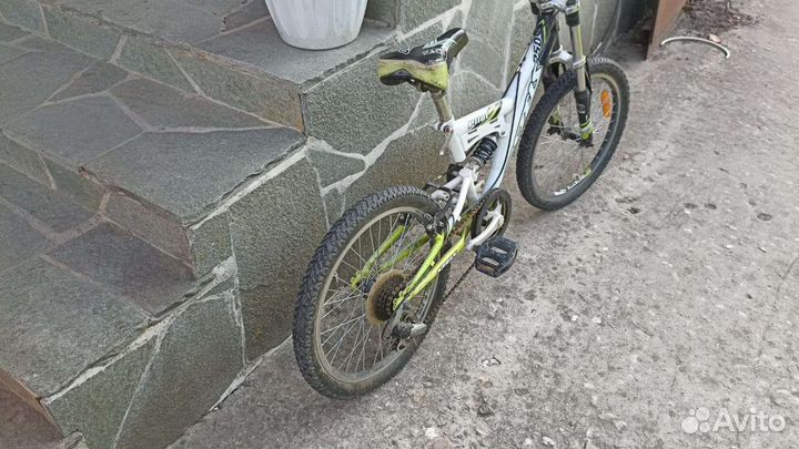 Детский велосипед бу