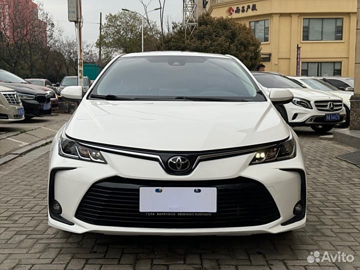 Toyota Corolla 1.2 CVT, 2021, 38 000 км