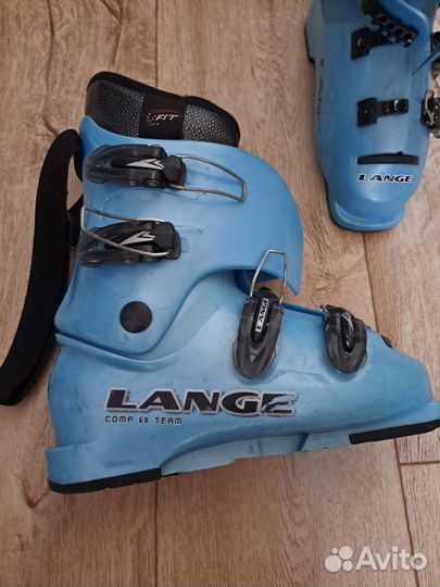 Продам горнолыжные ботинки