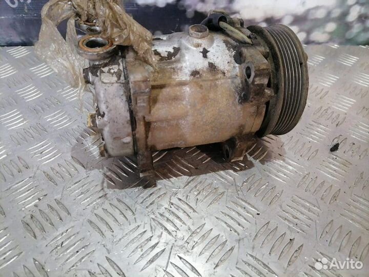 Компрессор кондиционера Peugeot 206 1.4 1998-2010