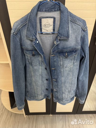 Джинсовая куртка s