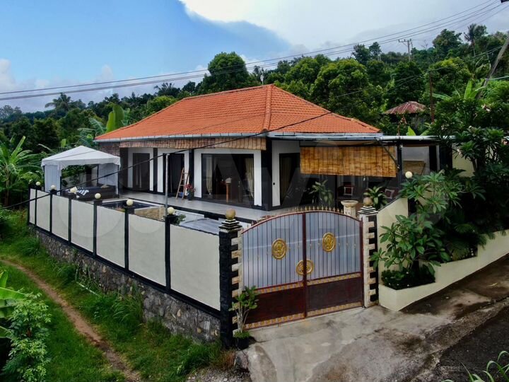 Дом 100 м² на участке 225 м² (Индонезия)