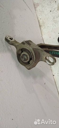 Рычаг передний левый нижний