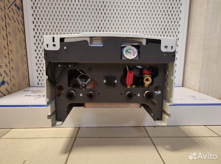 Газовый котел Baxi eco four 24f настенный