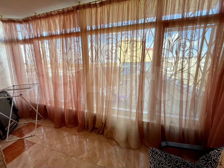 3-к. квартира, 91 м², 3/6 эт.