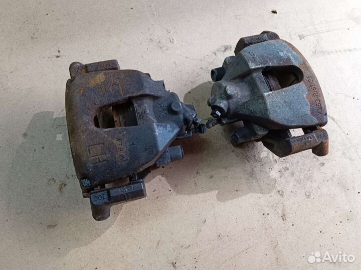 Передние Суппорта Форд Фокус 3