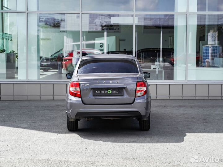 LADA Granta 1.6 МТ, 2022, 21 680 км