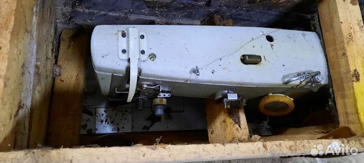 Машина швейная промышленная класс 862