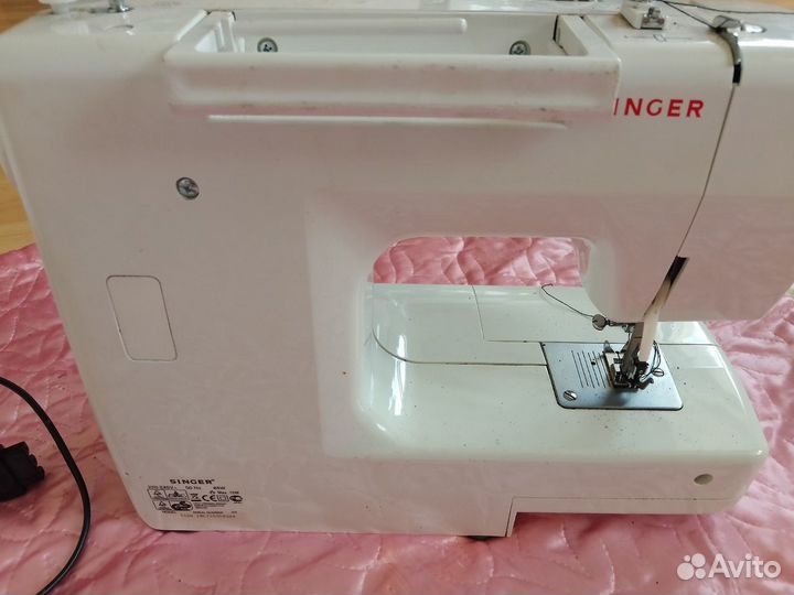 Швейная машинка singer