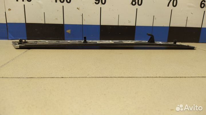 Накладка декоративная A6 C6,4F 2005-2011