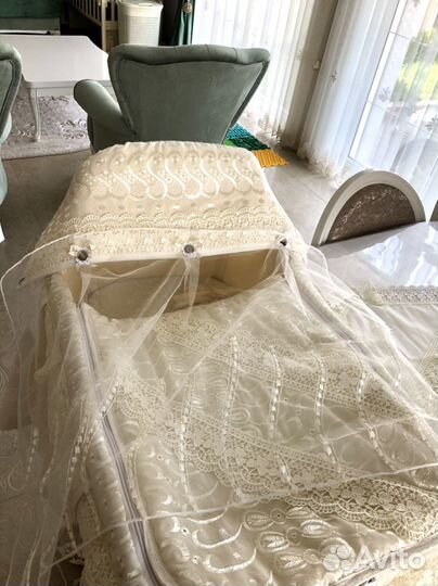 Люлька для новорожденных на выписку