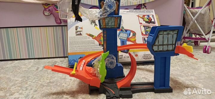 Hot wheels трек аэропорт