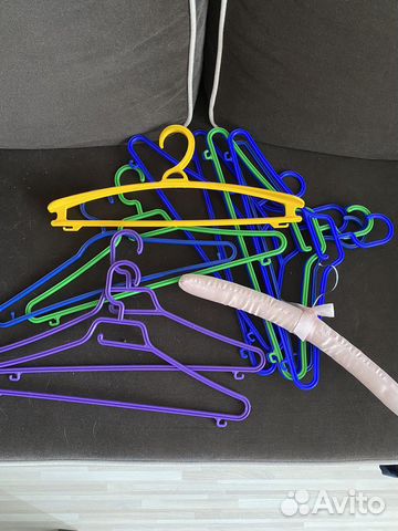 Плечики, вешалки