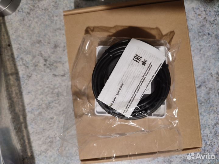 Термостат электронный Schneider Electric Glossa