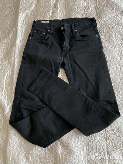Джинсы levis