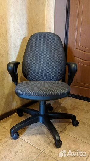 Компьютерное кресло бу