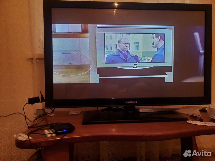Телевизор samsung