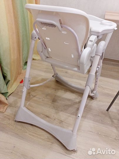 Столик для кормления