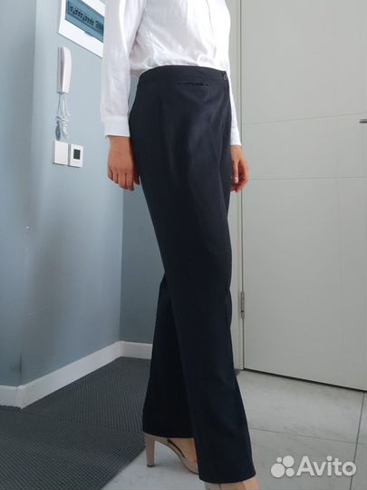 Тёмно-синие прямые брюки 46 размер