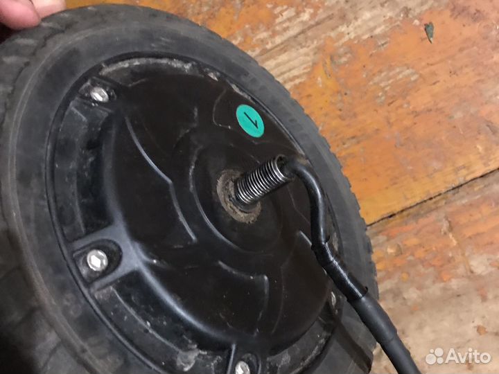 Мотор колесо для электросамоката