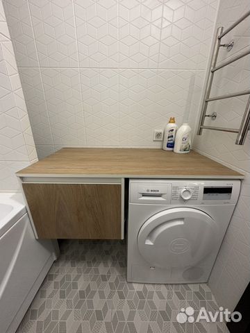 Подвесная тумба для ванны со столешницей