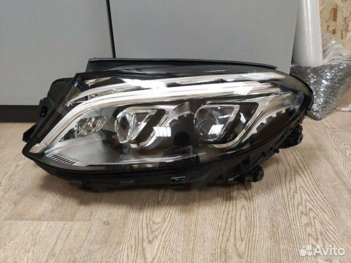 Фара Mercedes M W166