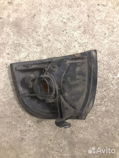 Габарит правый Nissan Sunny Y10 (5084)