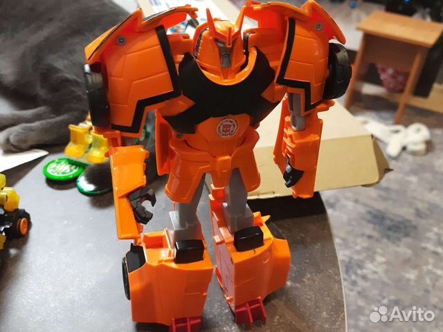 Игрушка трасформер