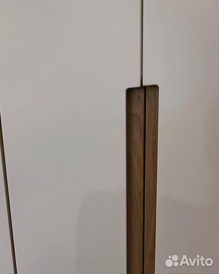 Шкаф распашной с фрезерованными фасадами