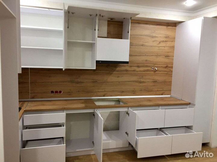 Кухонный гарнитур 