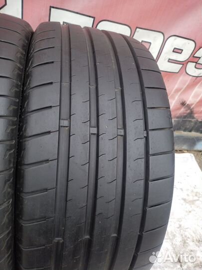 Bridgestone Potenza Sport 245/40 R19 и 275/35 R19