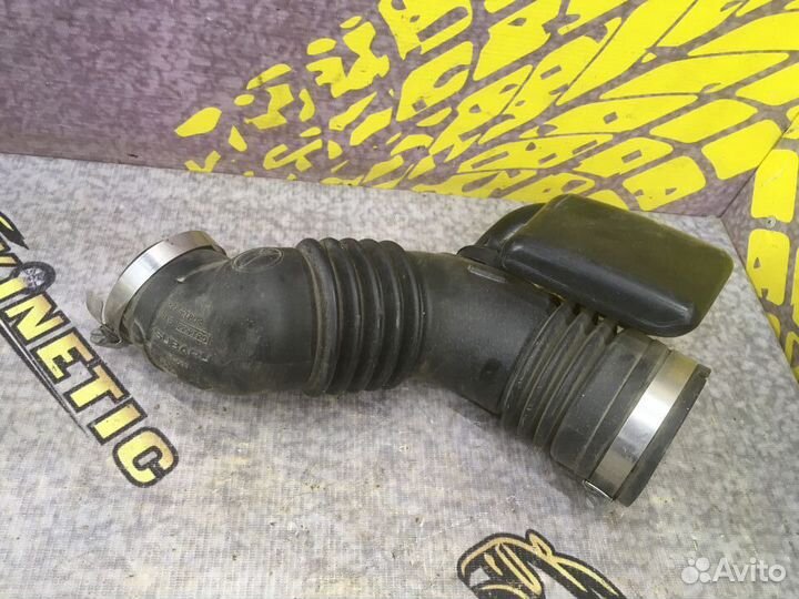 Патрубок воздушного фильтра Субару Импреза 1.5 G12