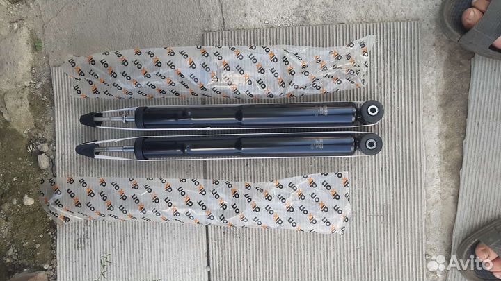 Задние стойки чери бонус