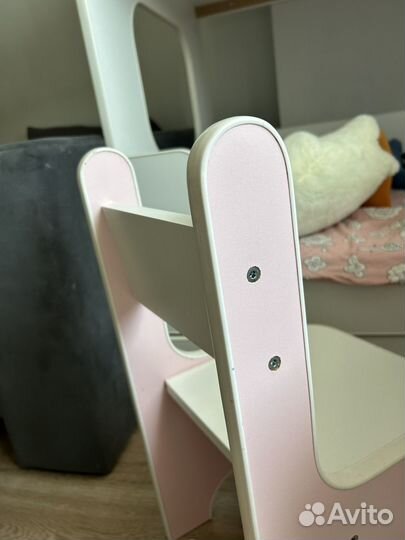 Детский стол и стульчик