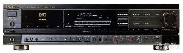 DAT aiwa XD-S1100. DAT aiwa excelia XD-01