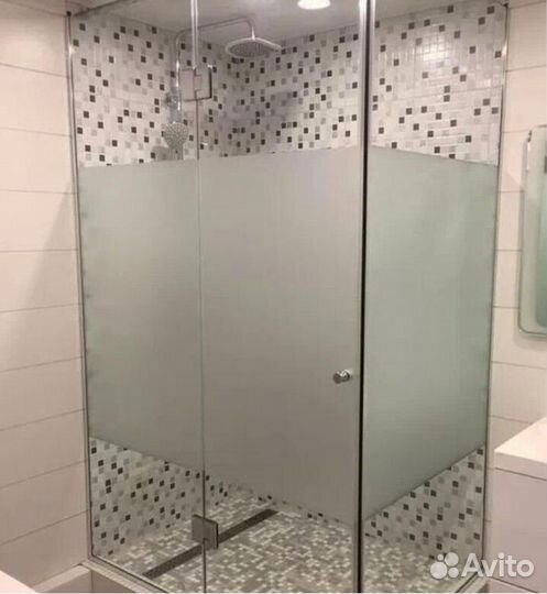 Перегородки из стекла в ванную под ключ