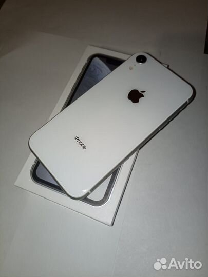 Телефон iPhone Xr