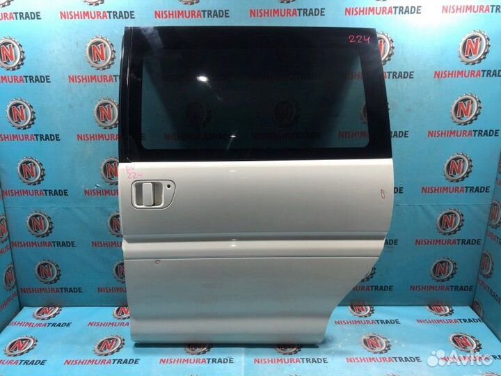 Дверь багажника Mitsubishi Delica PD6W 6G72 №224