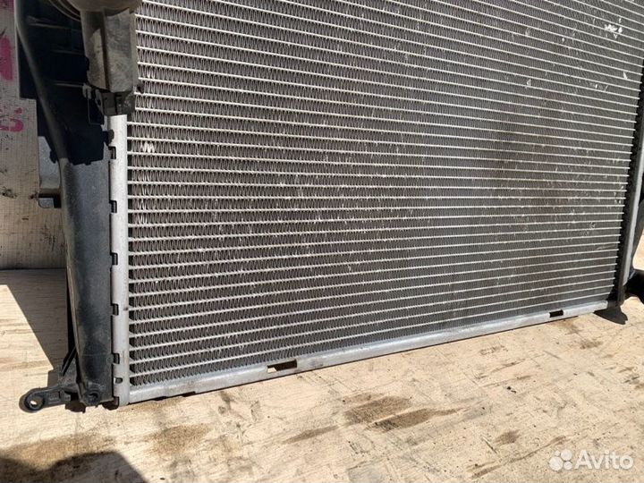 Радиатор охлаждения Bmw 3-Series E90