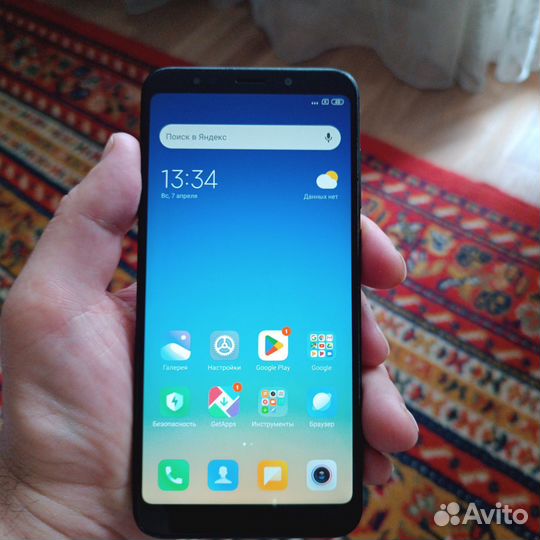 Xiaomi Redmi 5 Plus, 3/32 ГБ