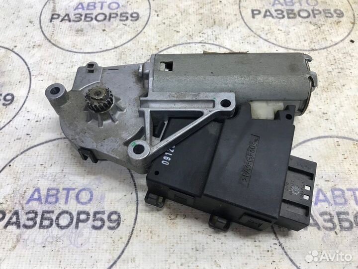 Моторчик люка Range Rover 3