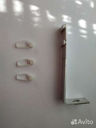 Карниз для штор метал. трехрядный 3 м