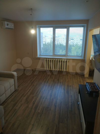 2-к. квартира, 49 м², 9/10 эт.