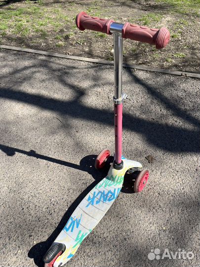 Самокат детский трехколесный